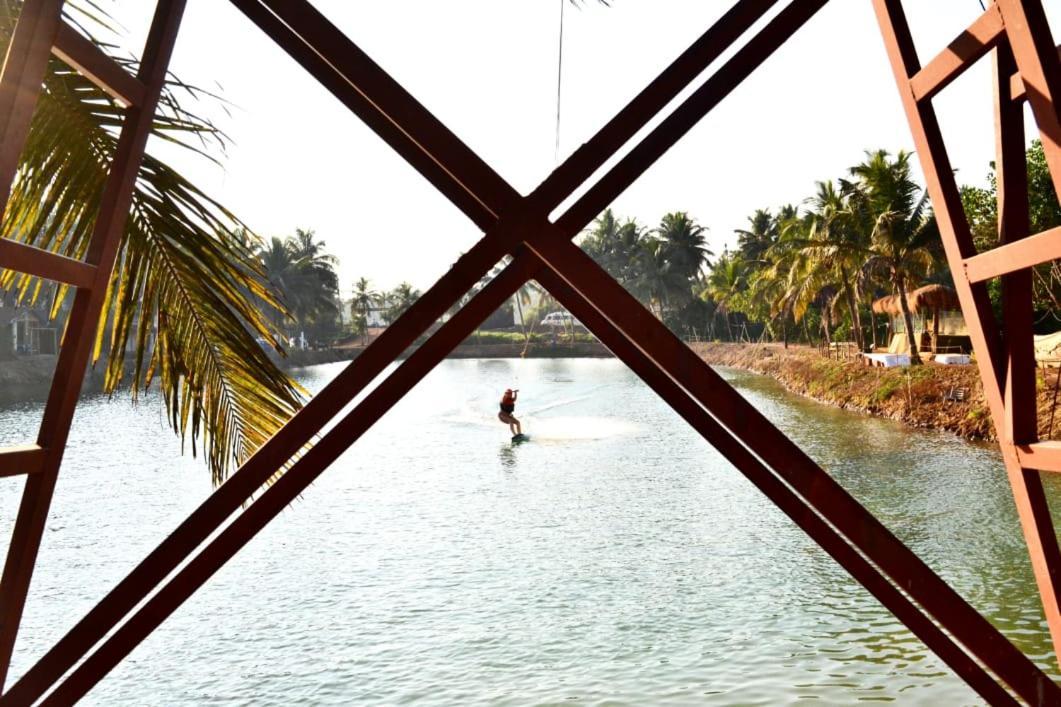 Hotel Wake Park Goa Arambol Exteriér fotografie